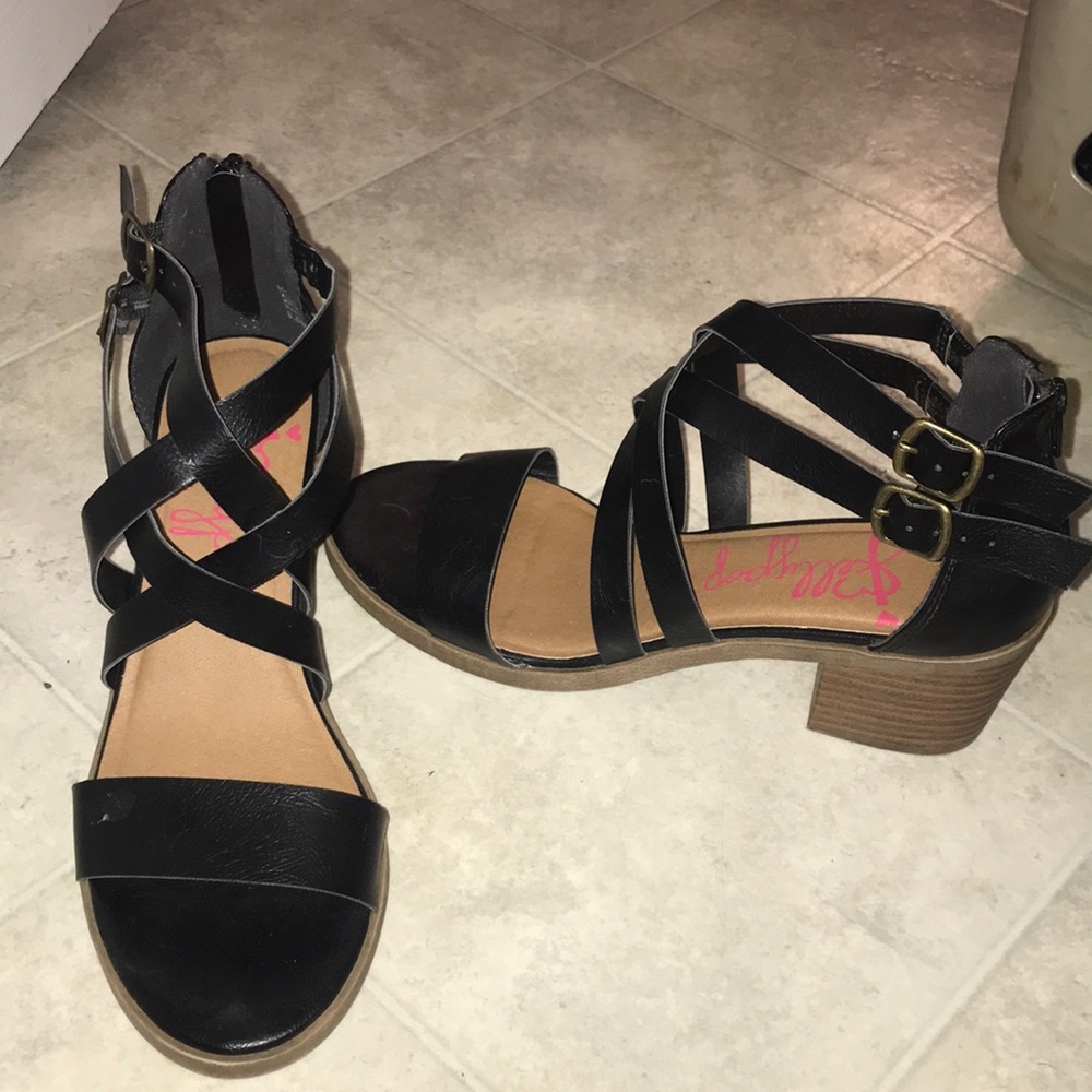 Jellypop black leather sandal